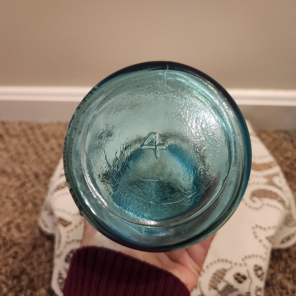 Vintage Ball Ideal Aqua Blue Glass Mason Jar Mold #4 With Lid And Bail - Picture 9 of 10